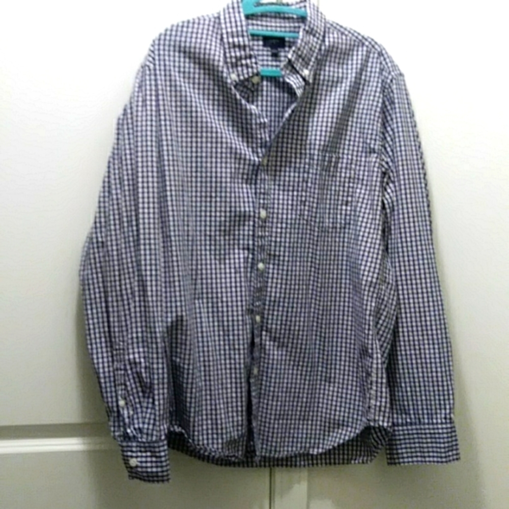 Beautiful squared long sleeve button down shirt